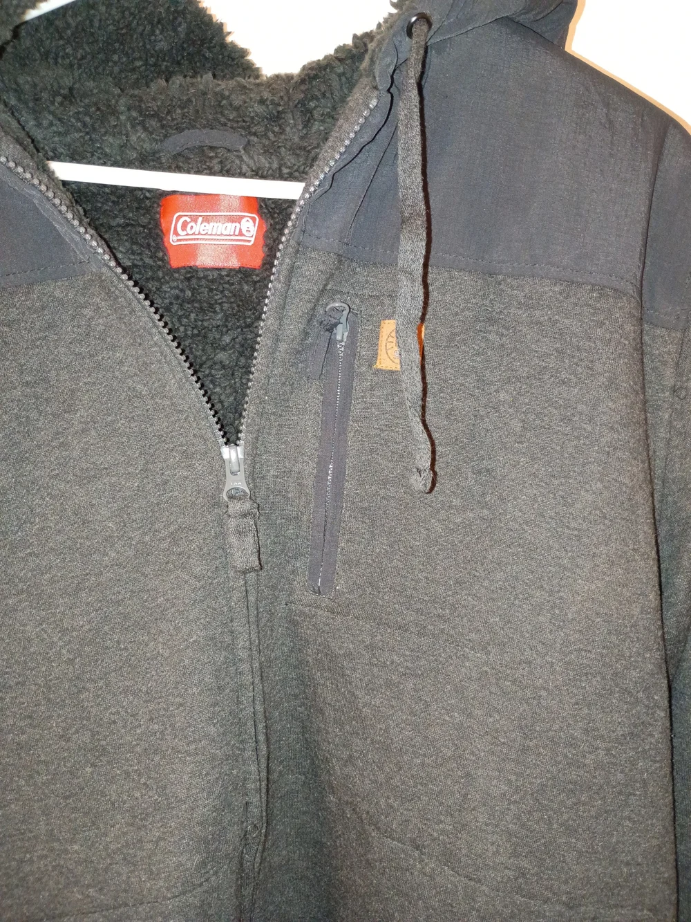 Coleman men zip